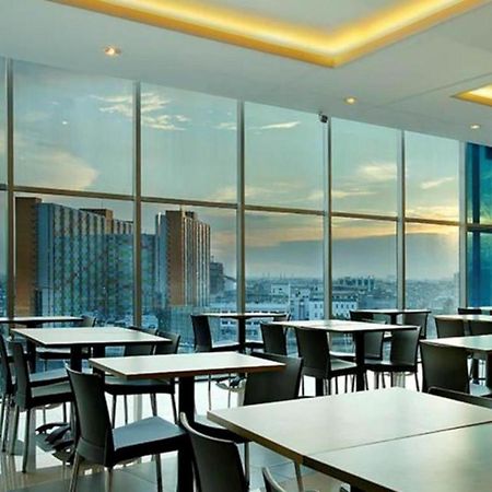 ג'קרטה Amaris Hotel Seasons City מראה חיצוני תמונה