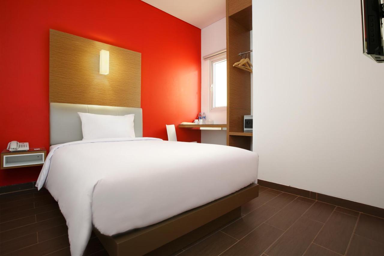 ג'קרטה Amaris Hotel Seasons City מראה חיצוני תמונה